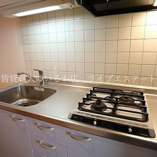 2口コンロ付きシステムキッチン 自炊派には嬉しいですね
