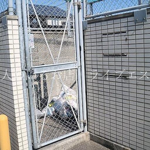 敷地内専用ごみ置き場 近くにあるので便利