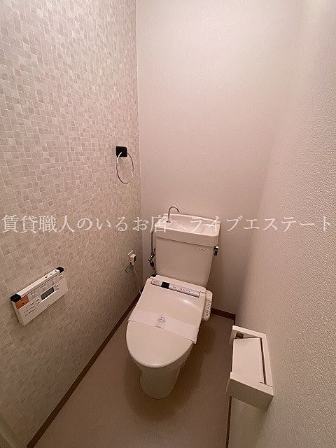 リモコン式で見た目すっきりなトイレ