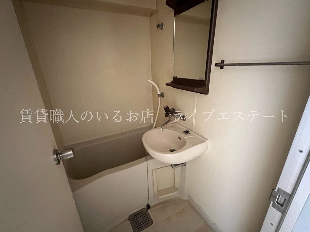 トイレは別です