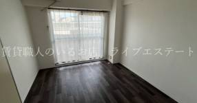 手狭なお部屋だからこそ、手の届く範囲に生活用品が置けます。お部屋でゆっくりされたい方におすすめです！