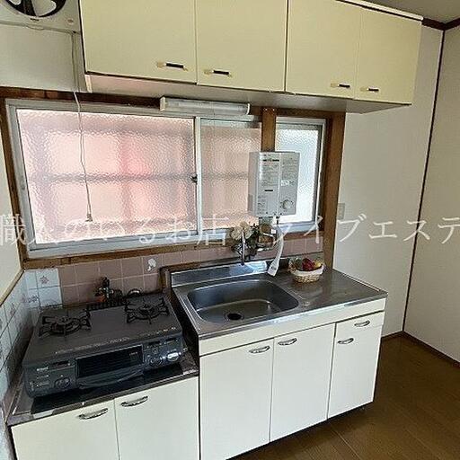 キッチン 2口コンロ設置済です